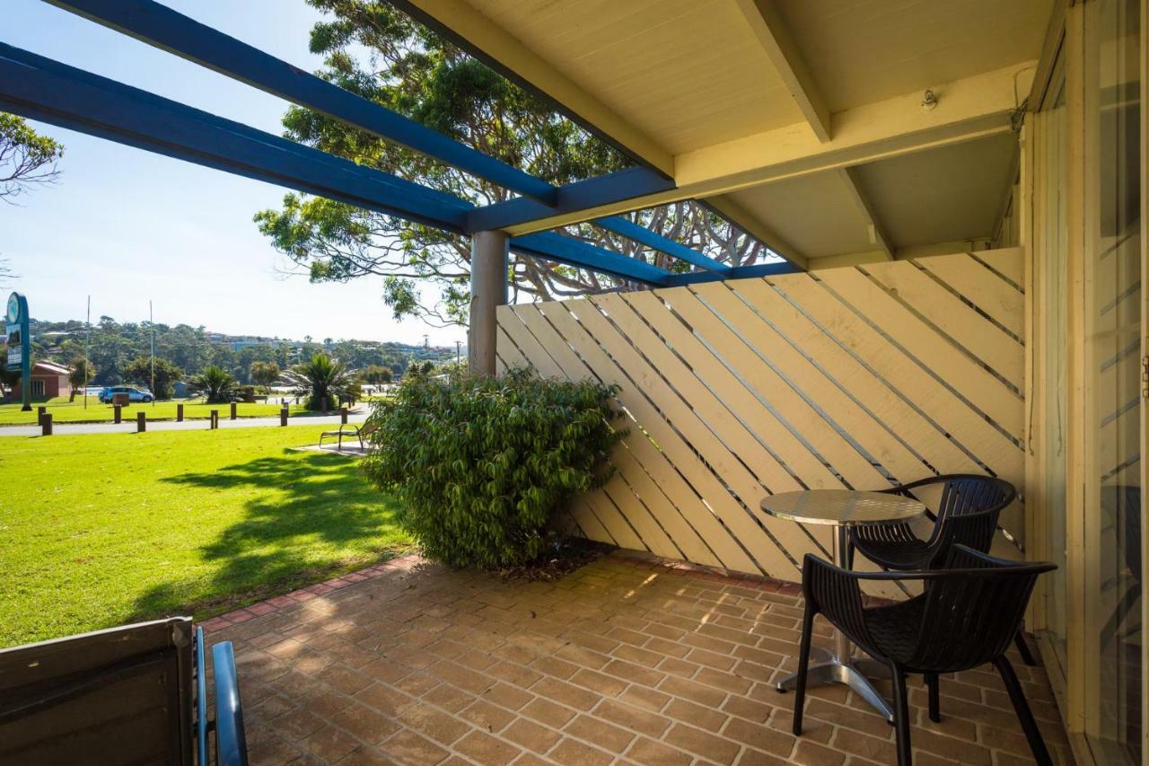 Black Dolphin Motel & Apartments Merimbula Exteriör bild