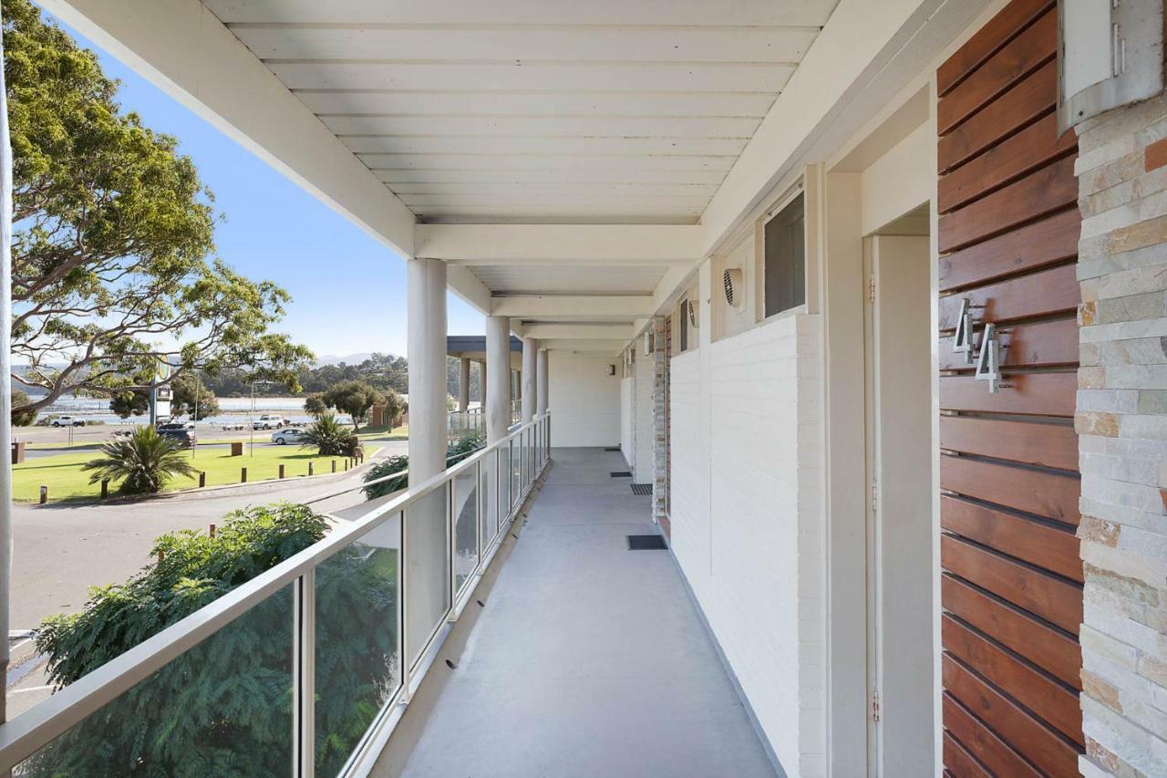 Black Dolphin Motel & Apartments Merimbula Exteriör bild