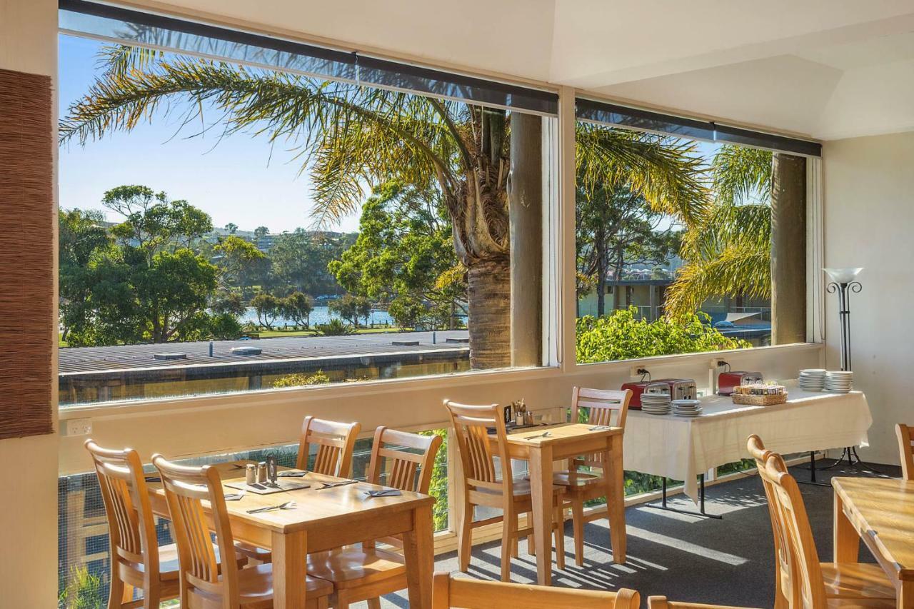 Black Dolphin Motel & Apartments Merimbula Exteriör bild