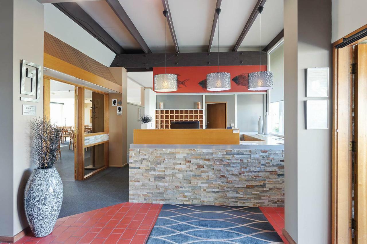 Black Dolphin Motel & Apartments Merimbula Exteriör bild